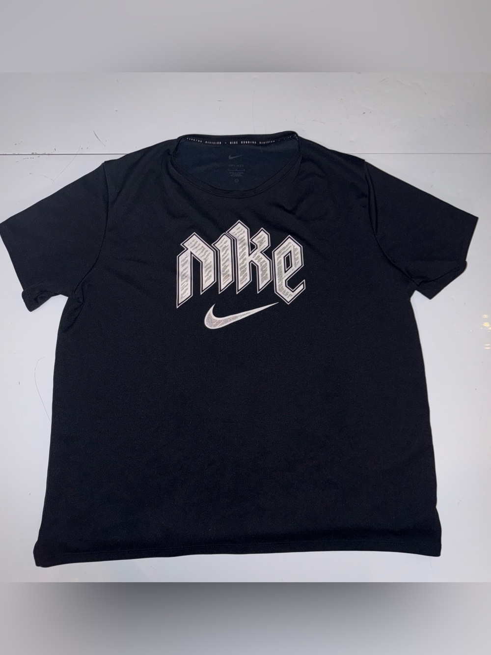 Nike Miler Dri-Fit Run Division Running Shirt Mens Large DX0839-010 ****Rare!!!
